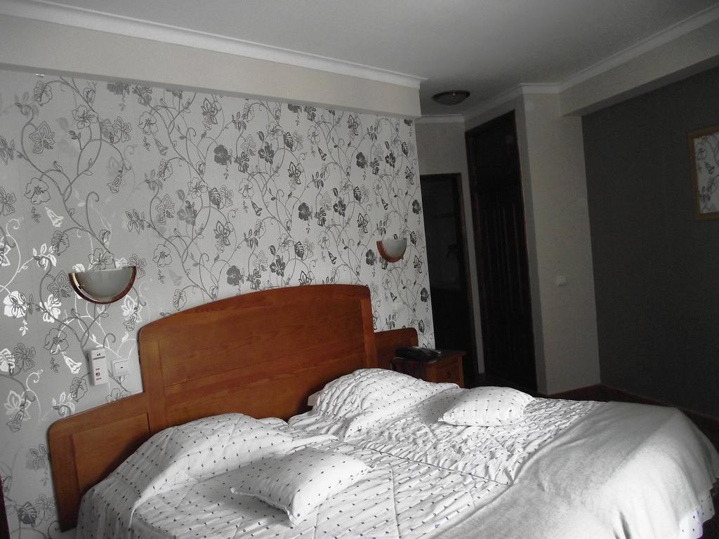 Hotel O Gadanha Естремос Стая снимка